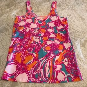 Lilly floral tank